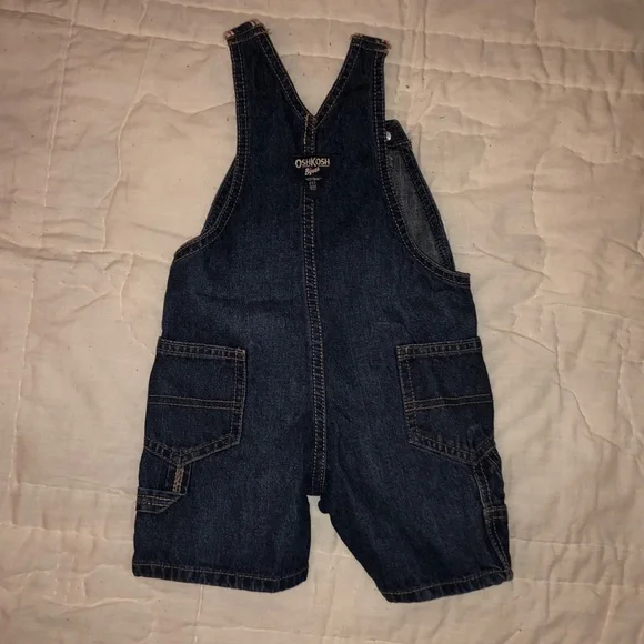 Oshkosh B’gosh overall bib shorts - Picture 4 of 4